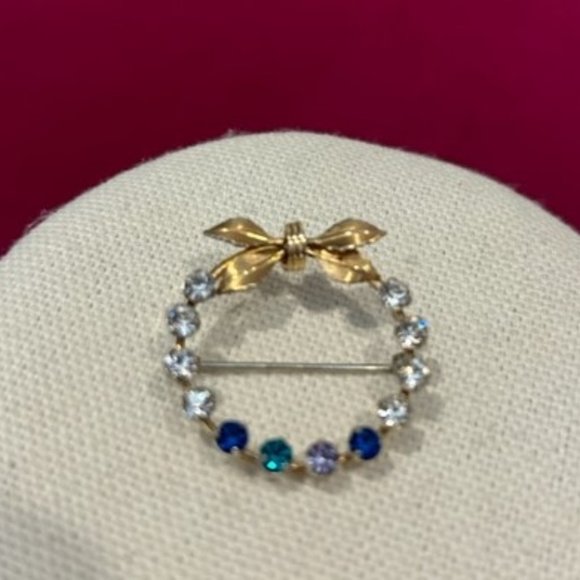 KREMENTZ Gold Circle Wreath Rhinestone - VTG BROOCH - Picture 4 of 7